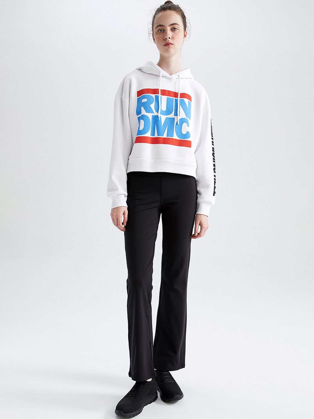 

DeFacto Women Black Trousers