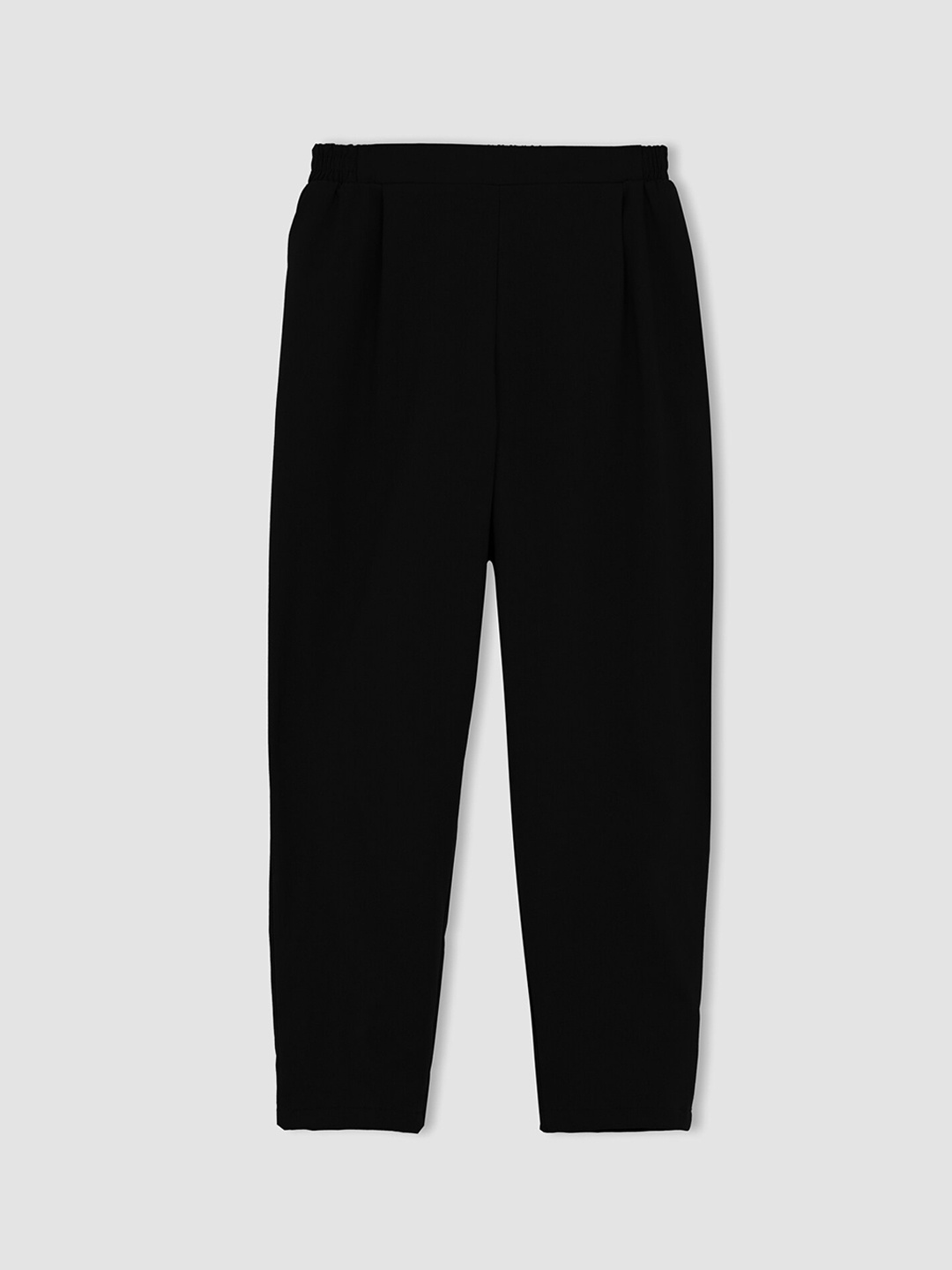 

DeFacto Women Black Solid Pleated Regular Trousers