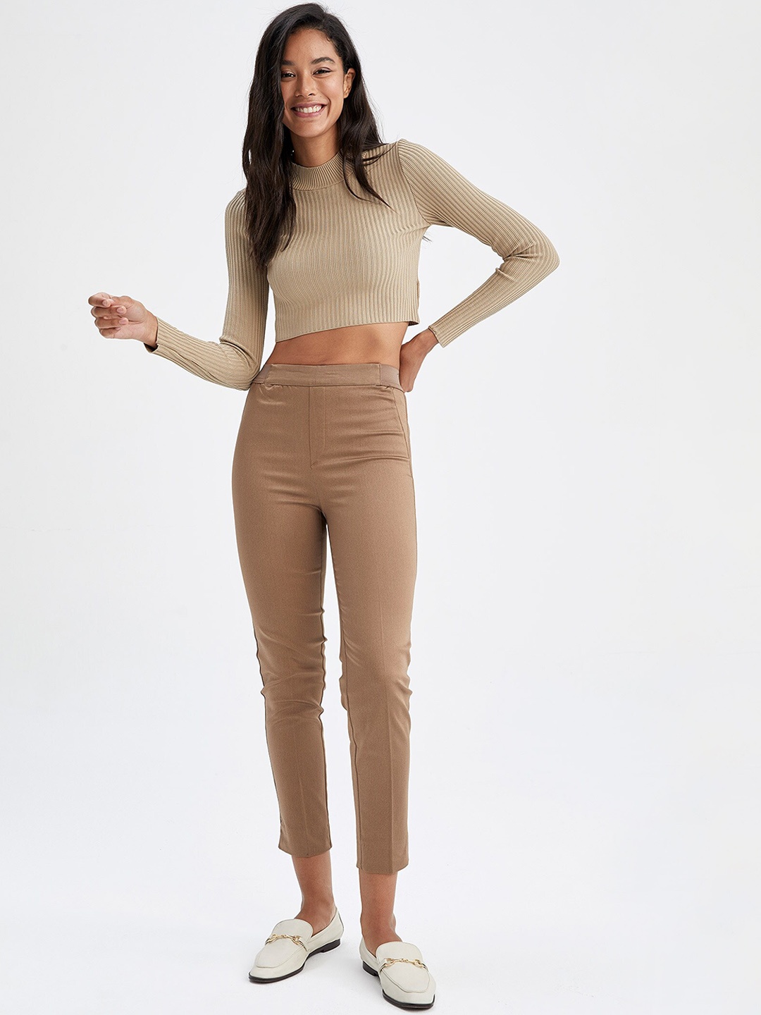 

DeFacto Women Brown Solid Trousers