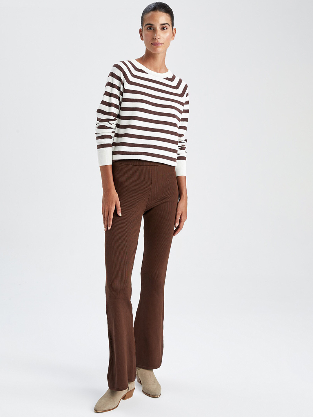 

DeFacto Women Brown Trousers