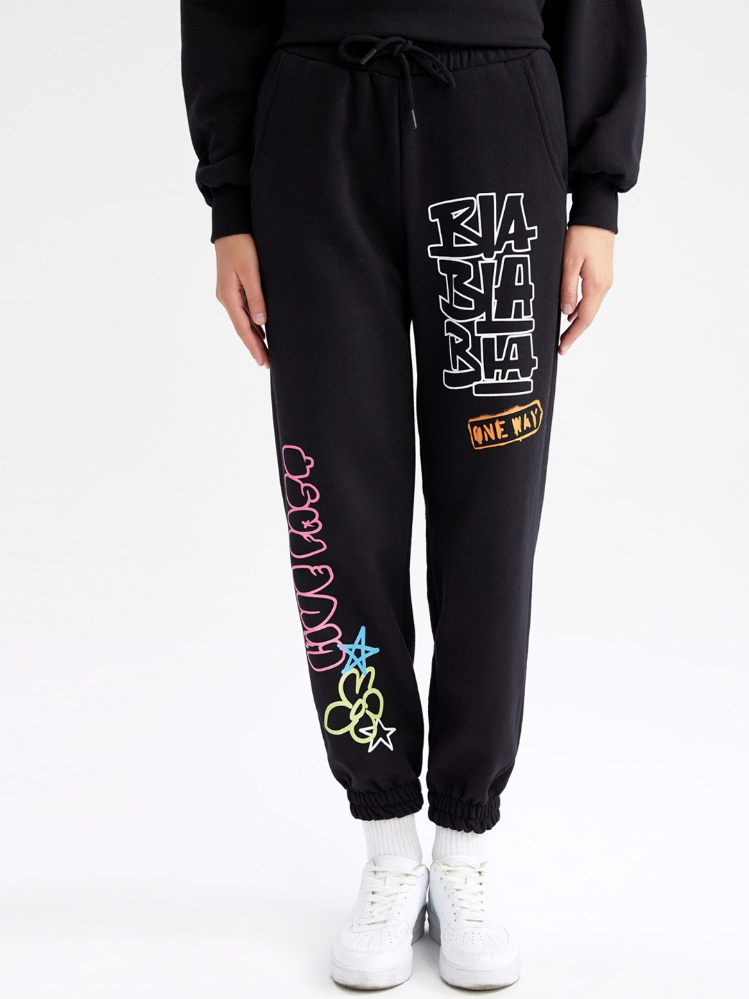 

DeFacto Women Black Printed Joggers