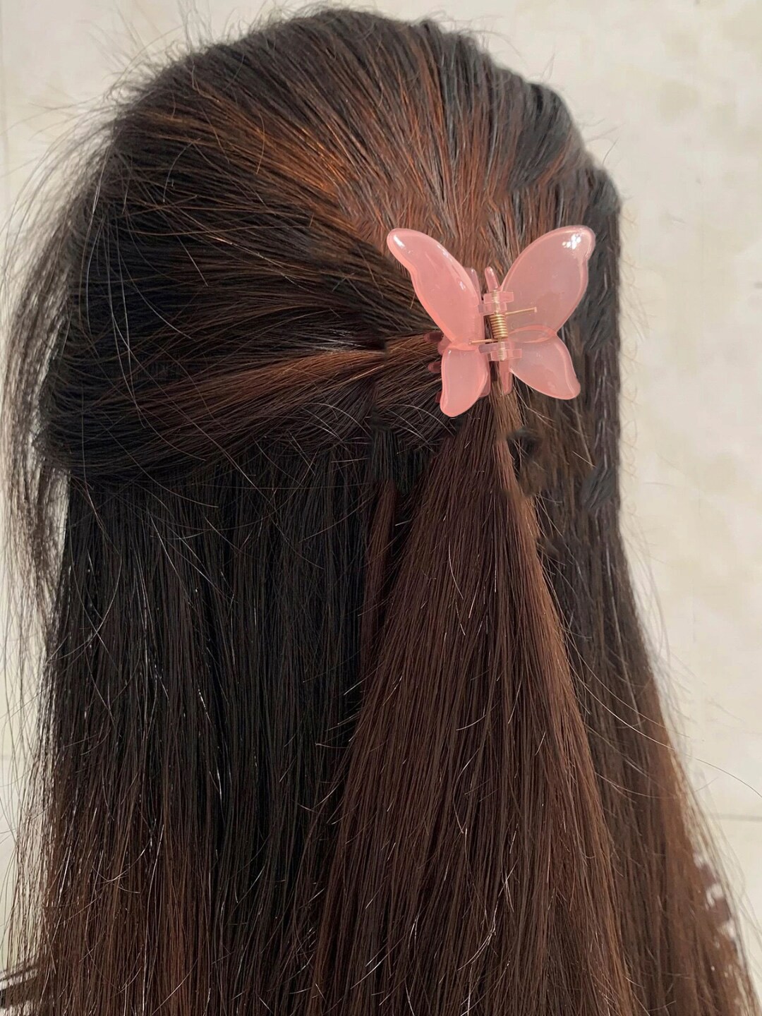 

OOMPH Women Pink Butterfly Shape Claw Clip