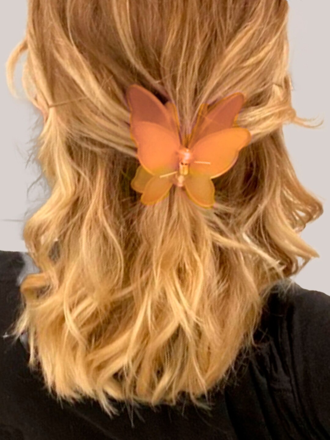 

OOMPH Women Gold-Toned Butterfly Shape Claw Clip