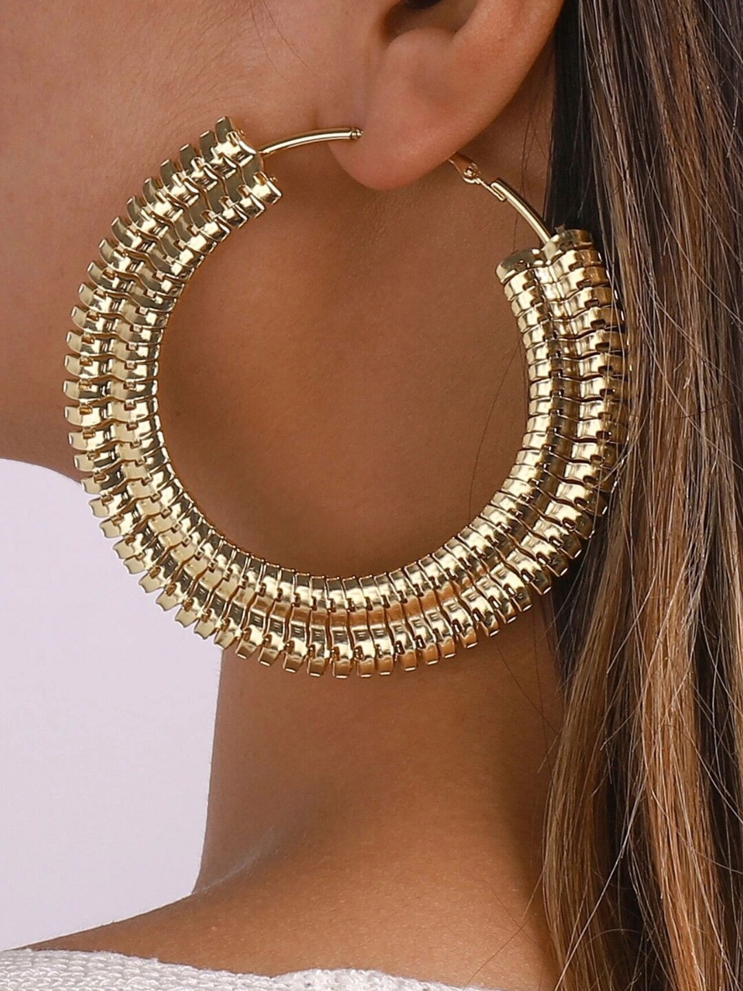 

OOMPH Gold-Toned Circular Hoop Gold-Plated Earrings