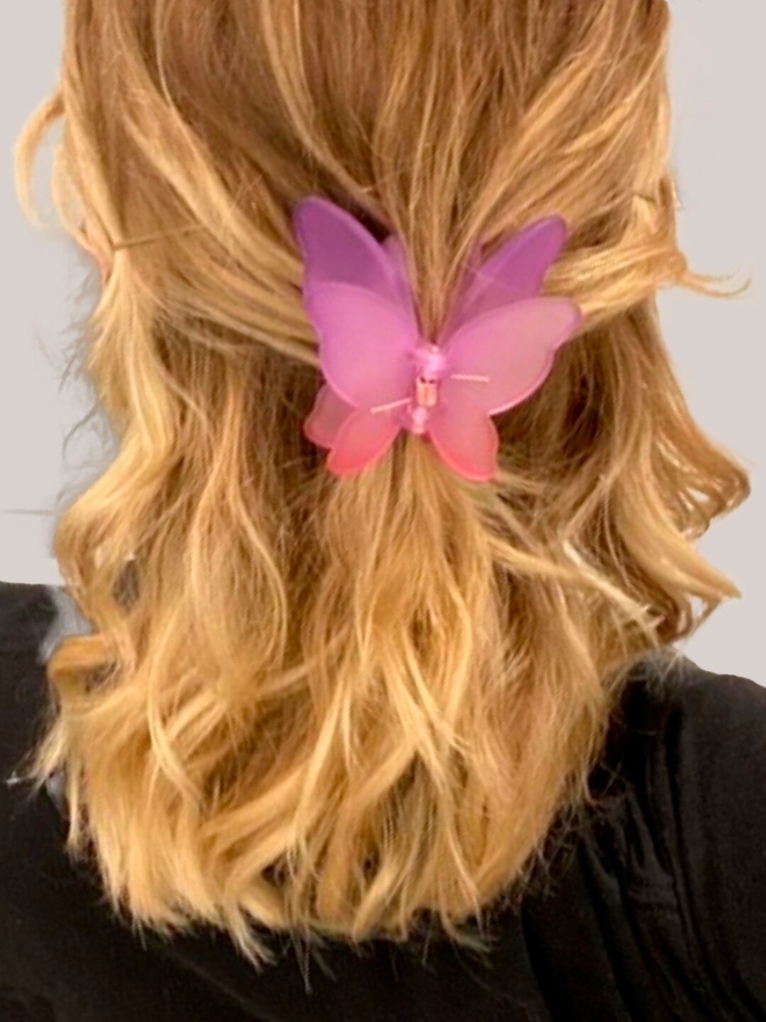 

OOMPH Women Purple & Pink Claw Clip