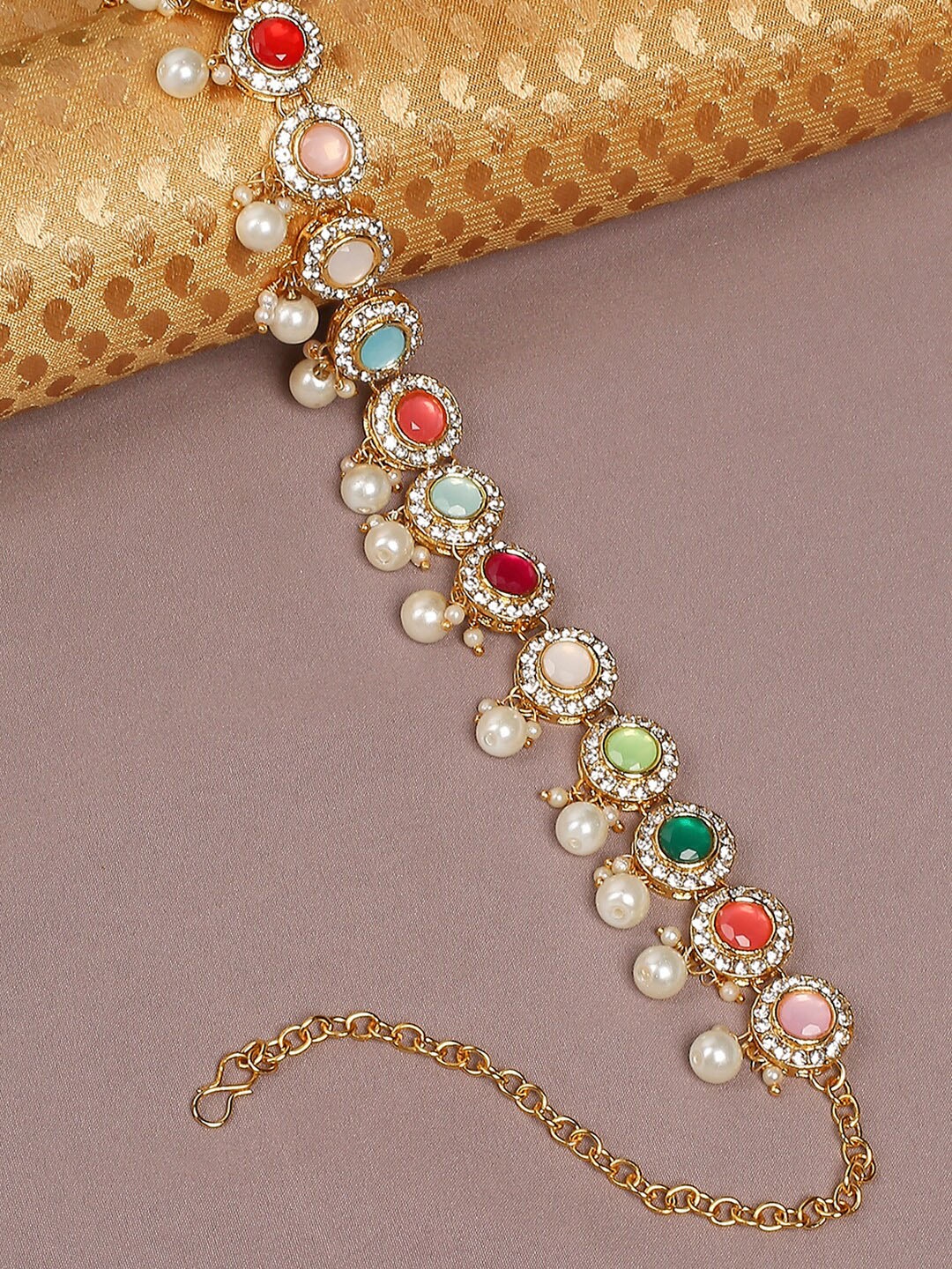

OOMPH Gold-Toned Kundan & Pearl Studded Head Chain