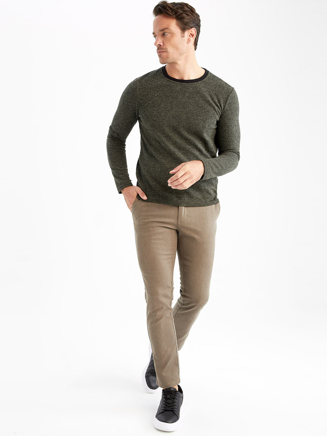 

DeFacto Men Beige Trousers