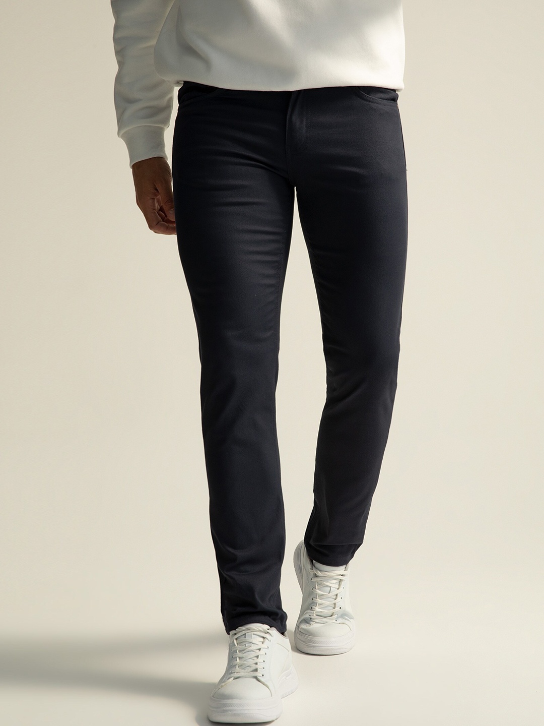 

DeFacto Men Navy Blue Chinos Trousers