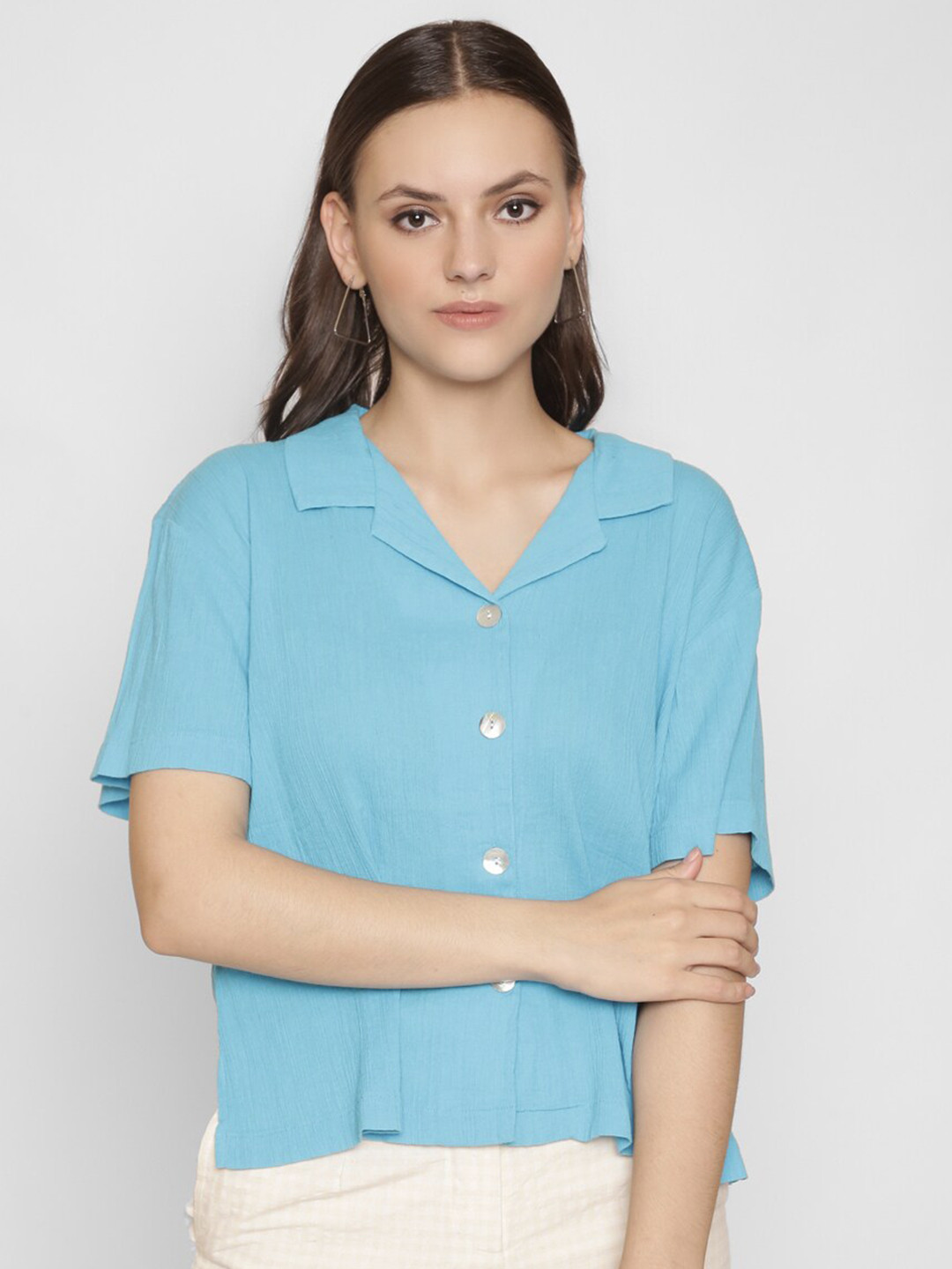 

250 DESIGNS Women Blue Cotton Solid Standard Casual Shirt