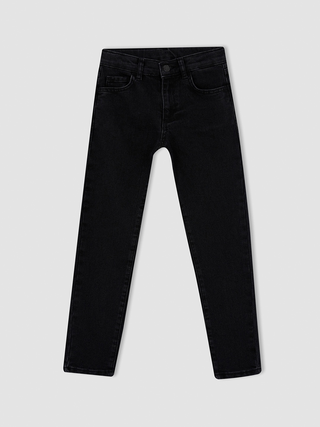 

DeFacto Boys Black Solid Cotton Regular Fit Jeans