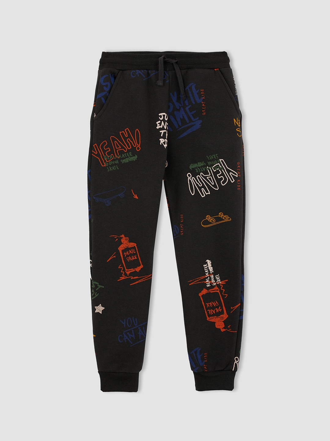 

DeFacto Boys Printed Joggers Track Pant, Na