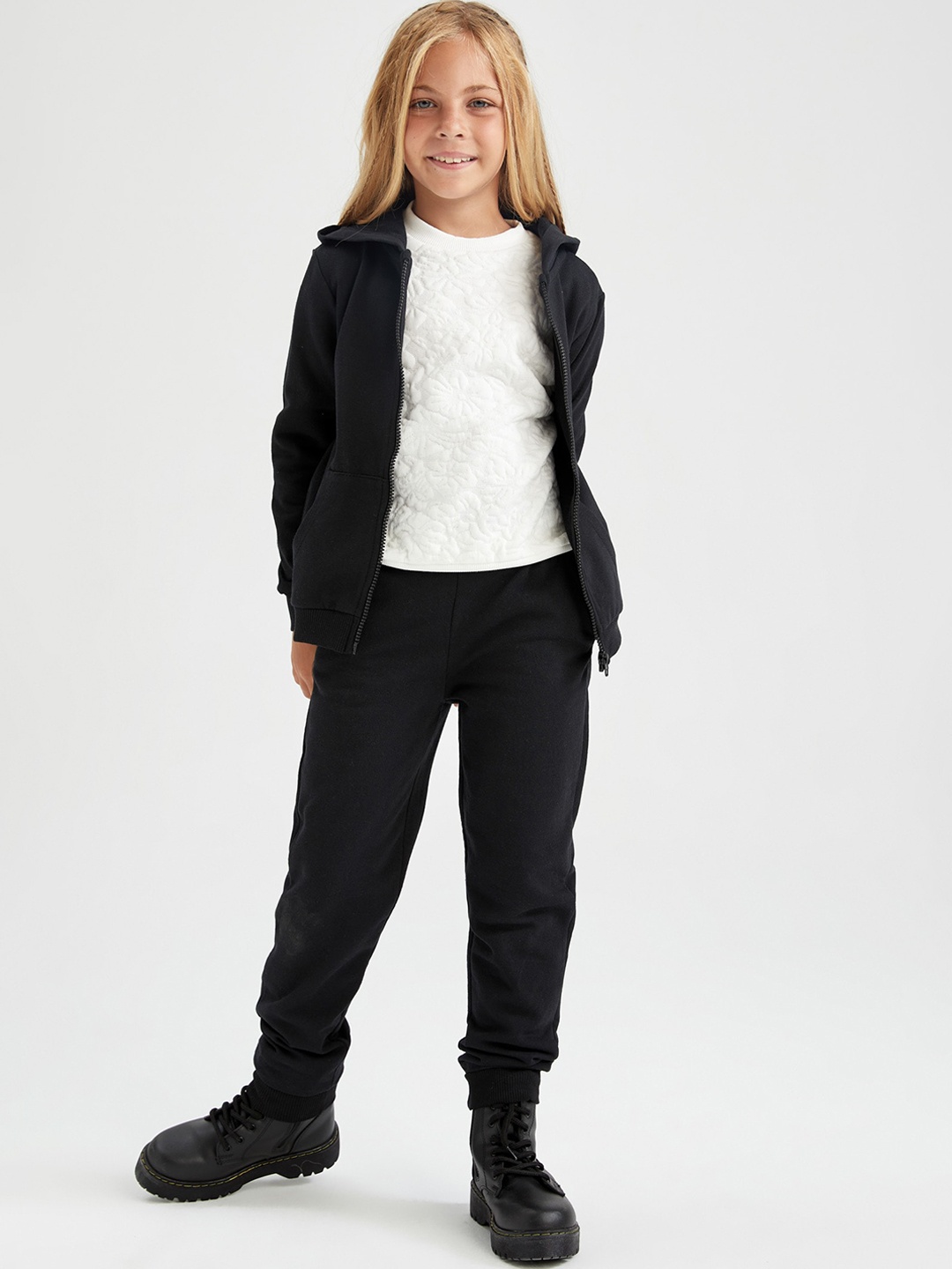 

DeFacto Girls Black Joggers Trousers