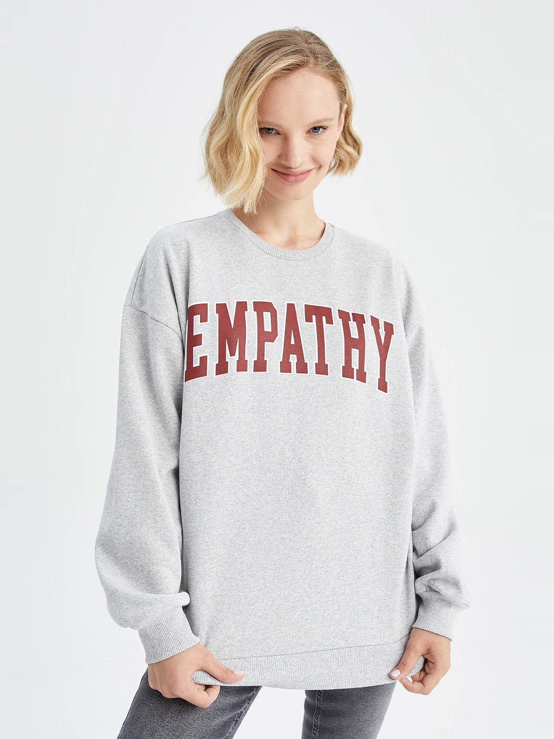 

DeFacto Women Printed Sweatshirt, Na