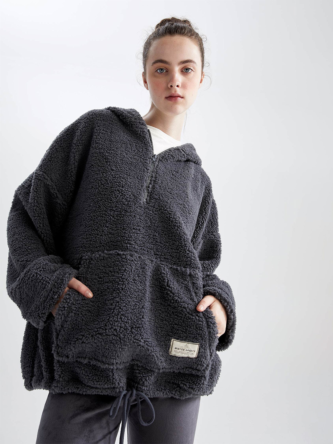 

DeFacto Women Grey Sweatshirt