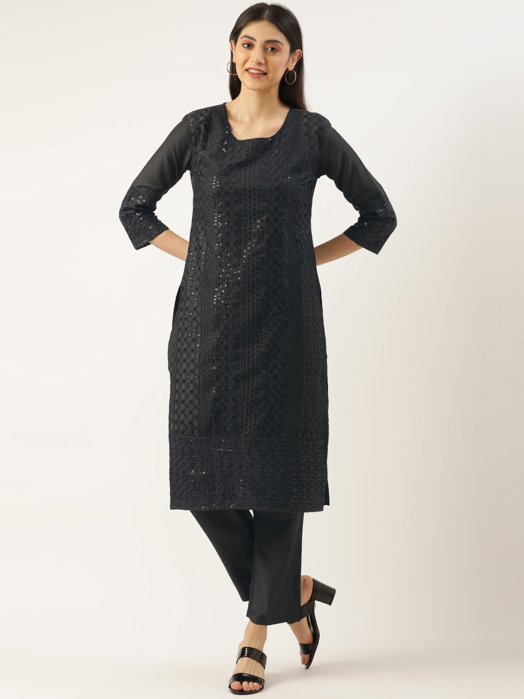 

SWAGG INDIA Women Ethnic Motifs Embroidered Kurta with Trousers, Black