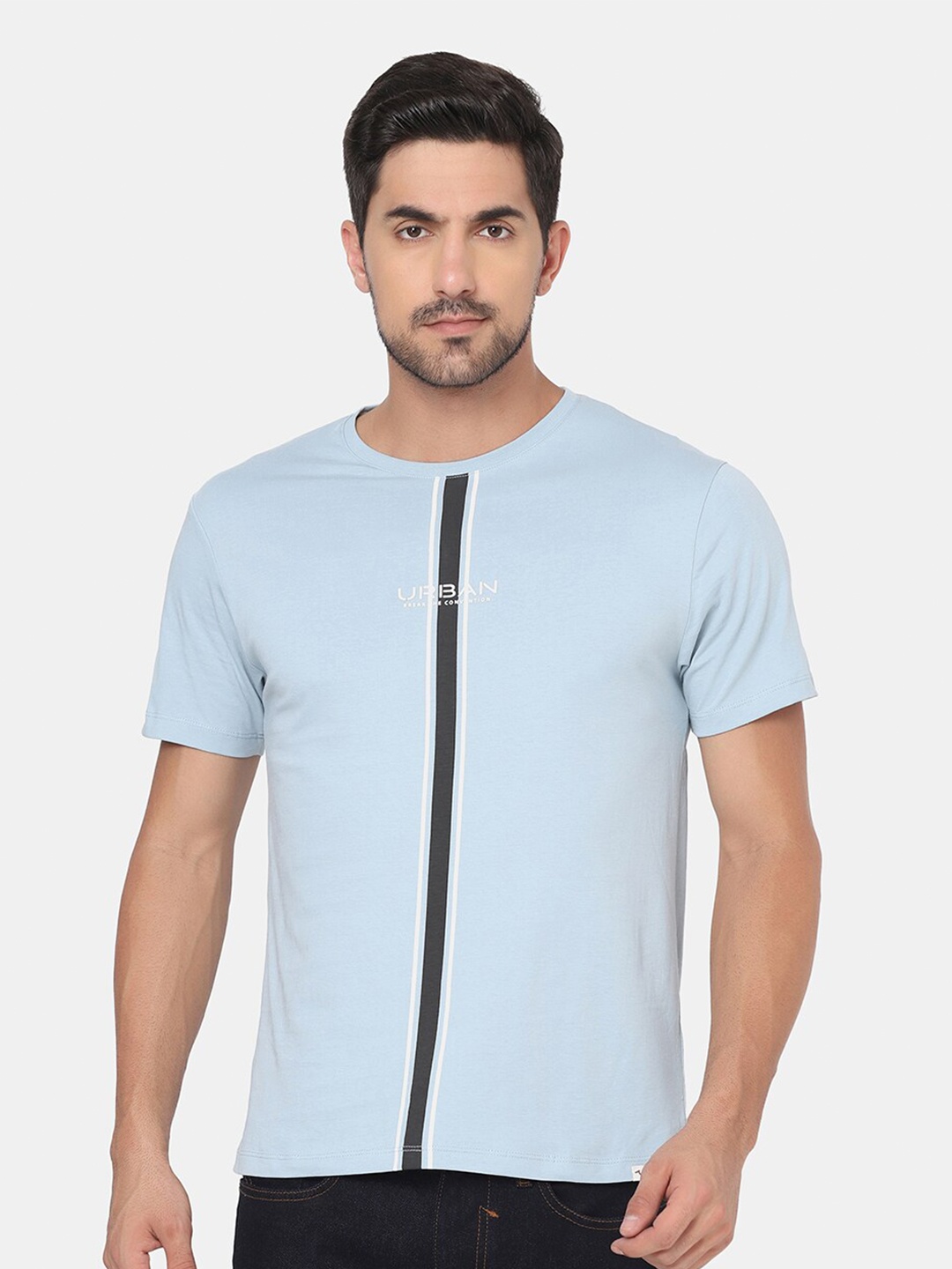 

Blackberrys Men Blue Typography Printed Slim Fit Cotton T-shirt