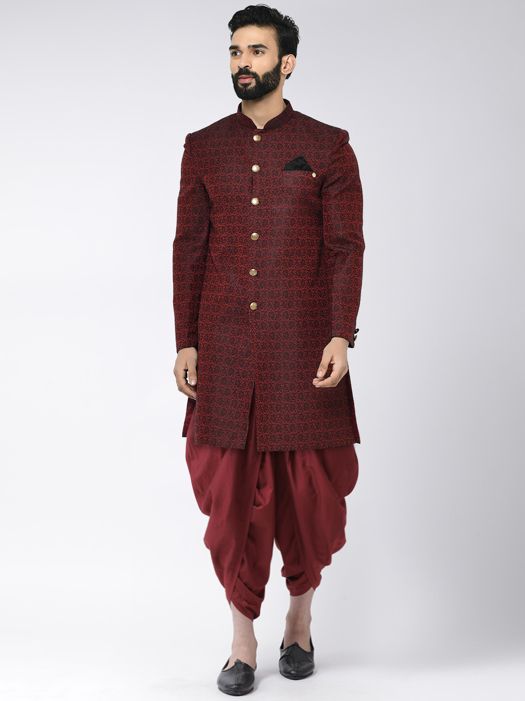 

KISAH Men Printed Indowestern Sherwani Set, Maroon