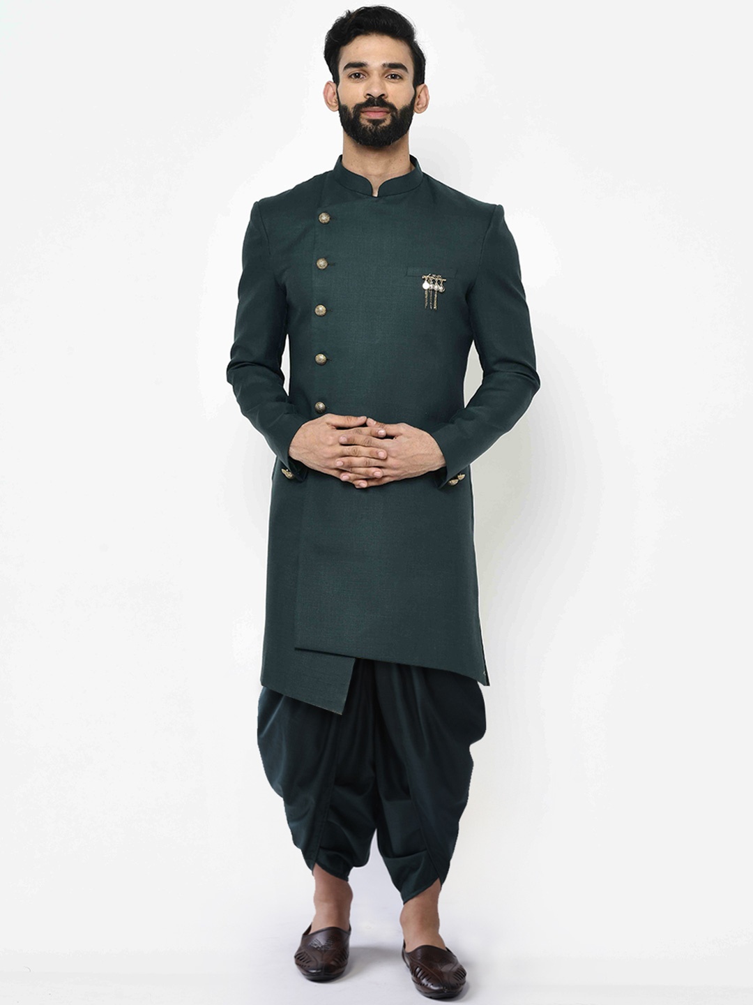 

KISAH Men Green Solid Cotton Sherwani Set