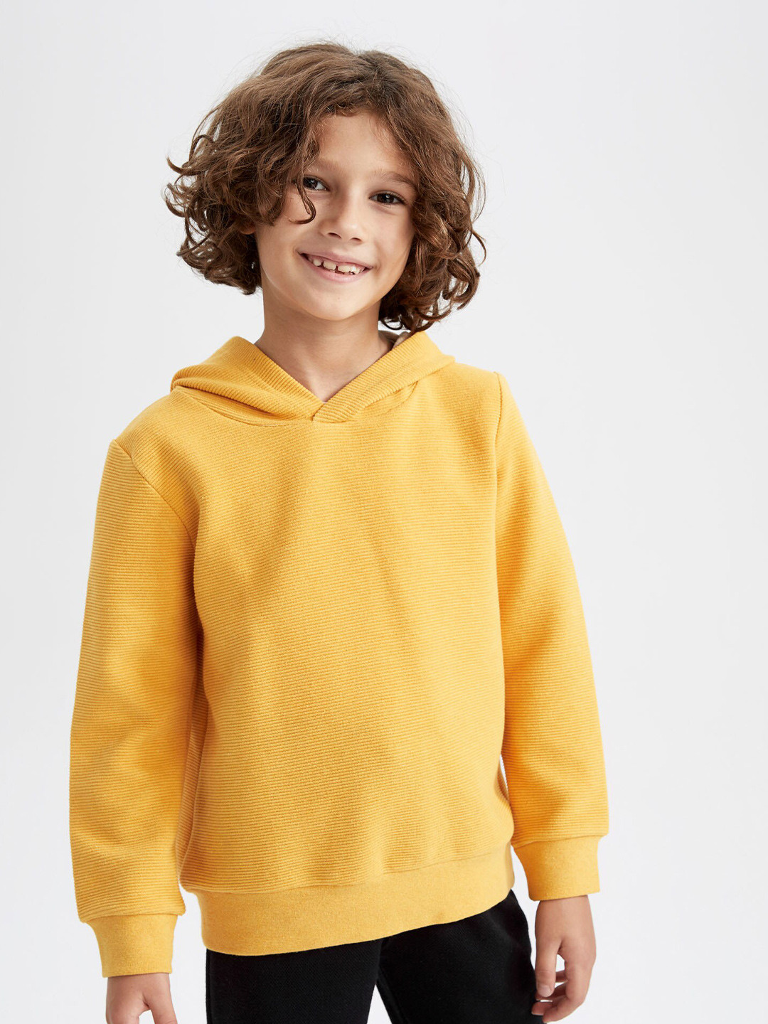 

DeFacto Boys Yellow Hooded Solid Sweatshirt