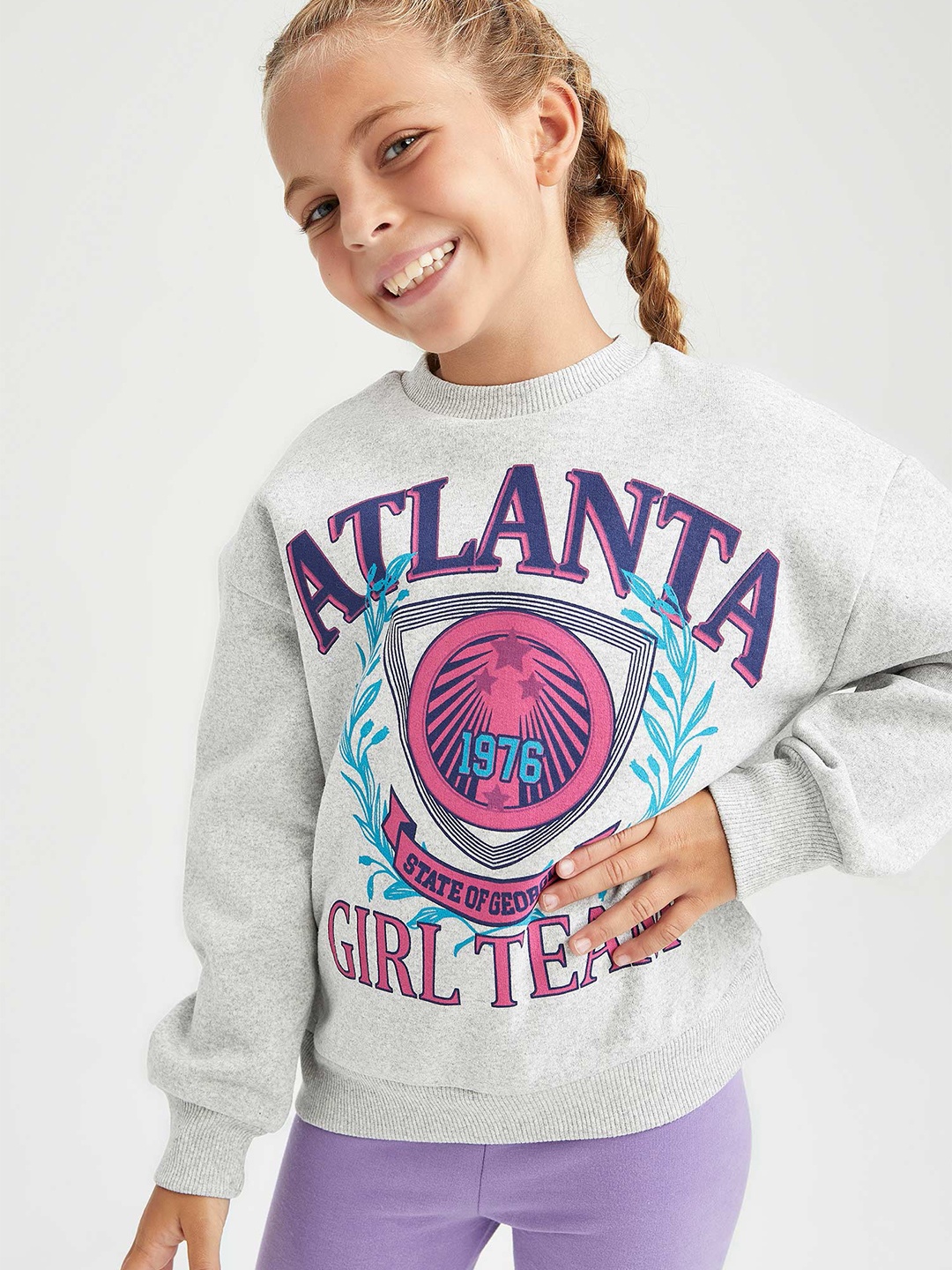 

DeFacto Girls Grey Printed Cotton Sweatshirt