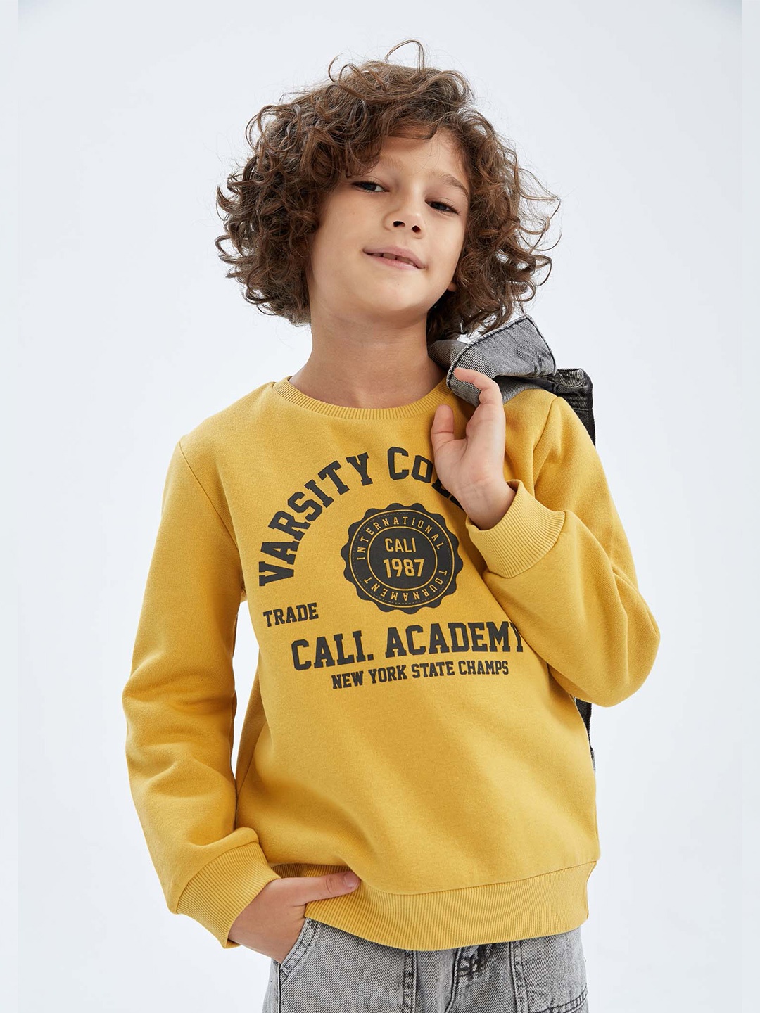

DeFacto Boys Yellow Printed Sweatshirt