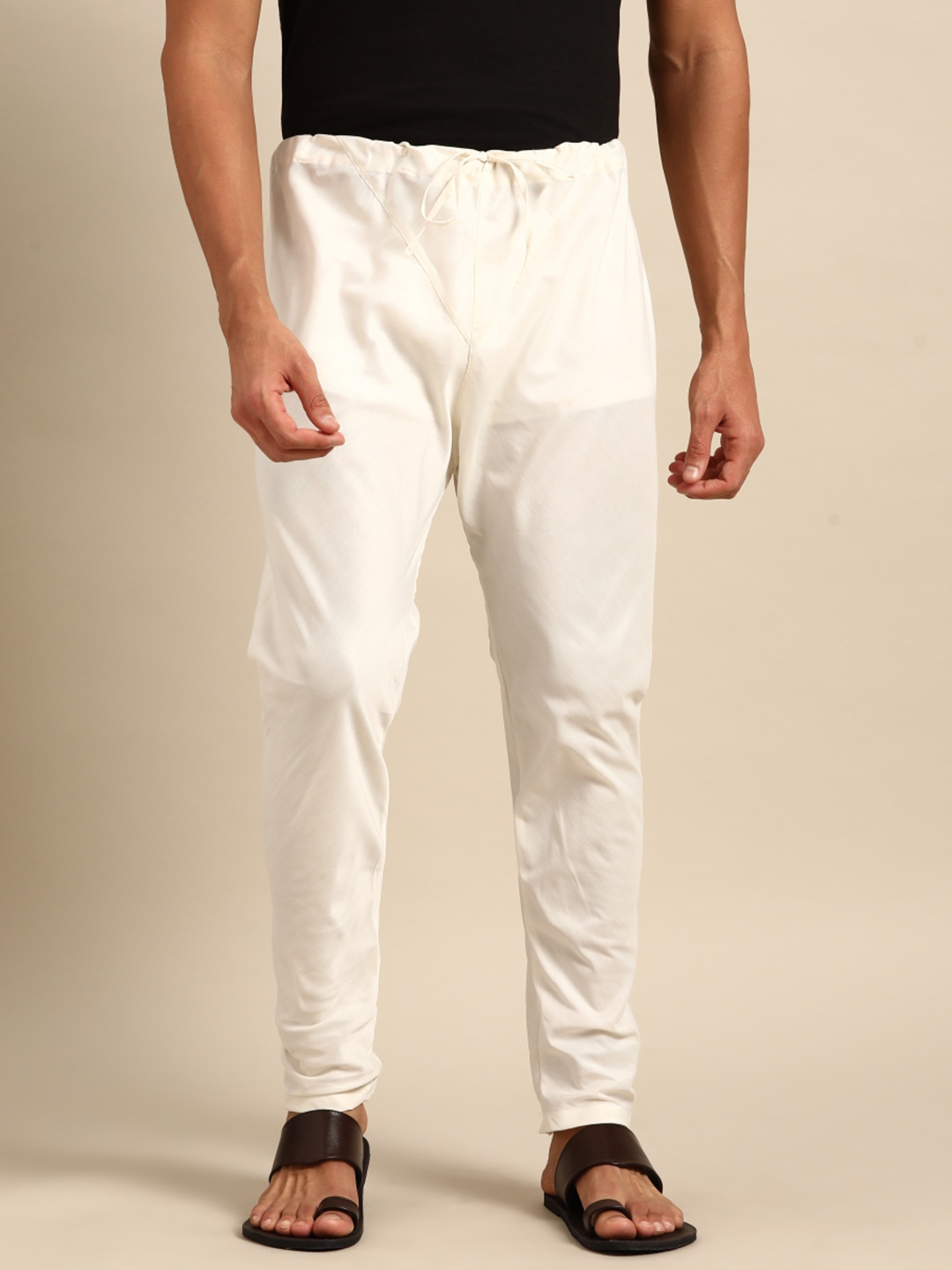 

KISAH Men Off White Solid Churidar