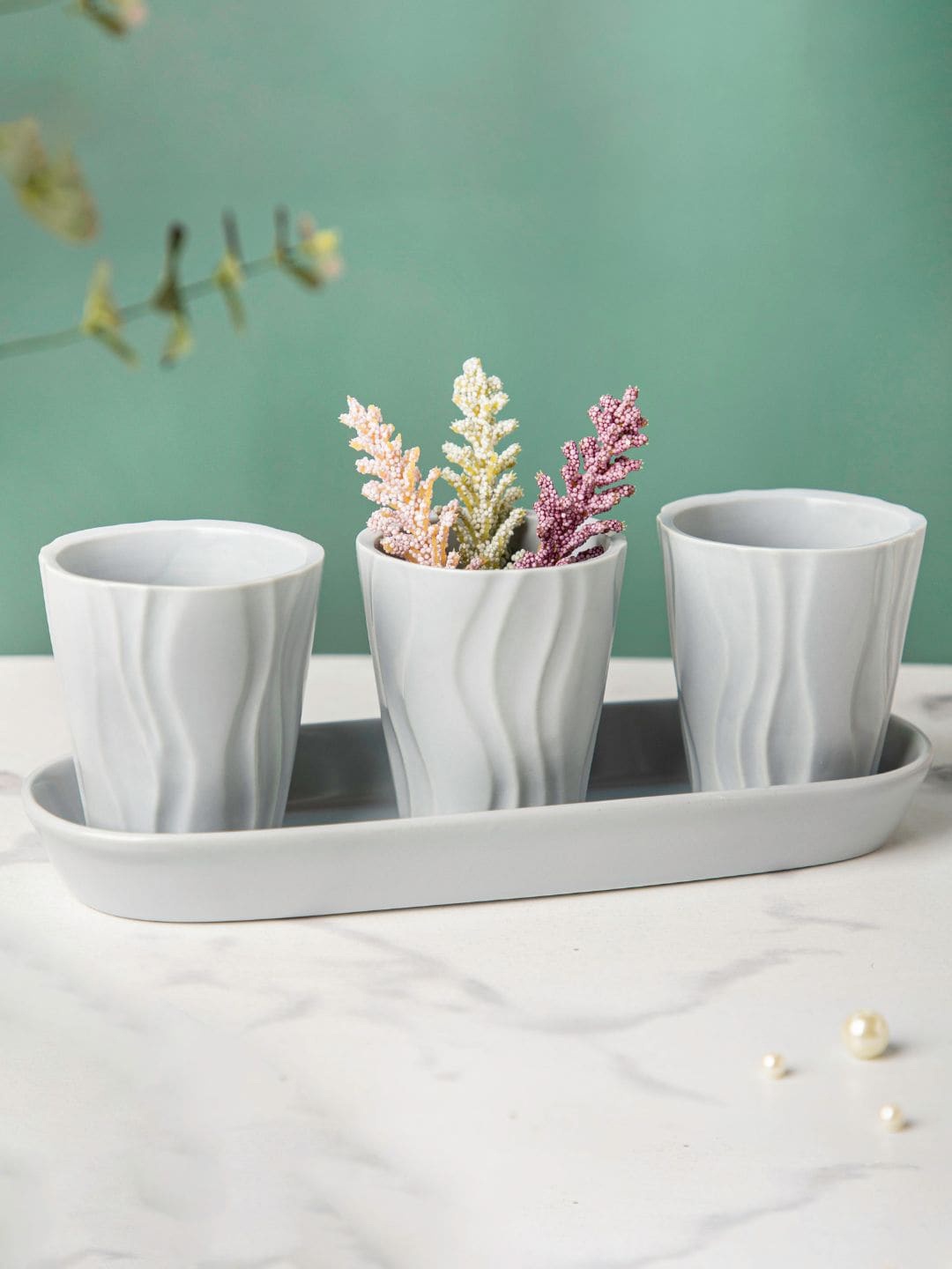 

Nestasia Set Of 3 Grey Textured Ceramic Planter With Coaster