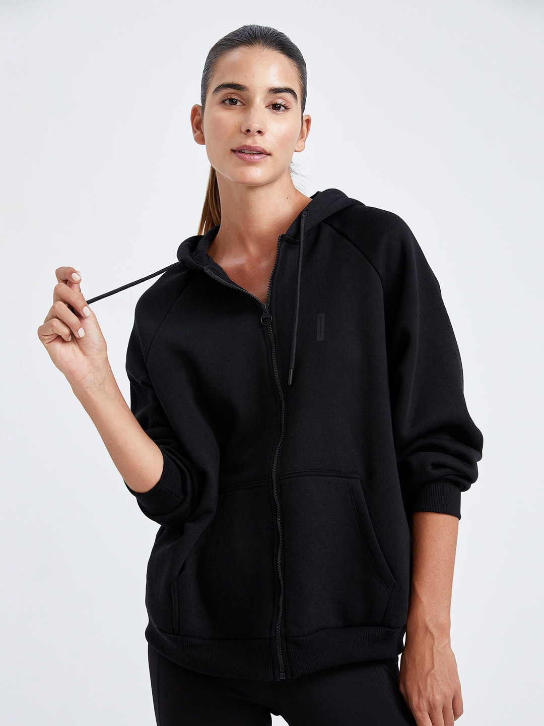 

DeFacto Women Black Solid Cardigan