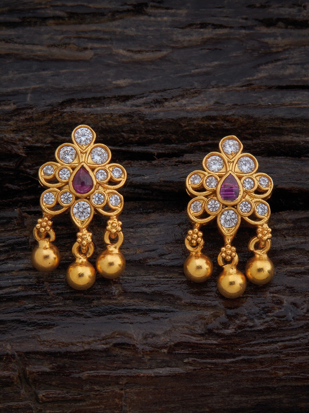 

Kushal's Fashion Jewellery Green Gold-Plated Floral Drop Earrings