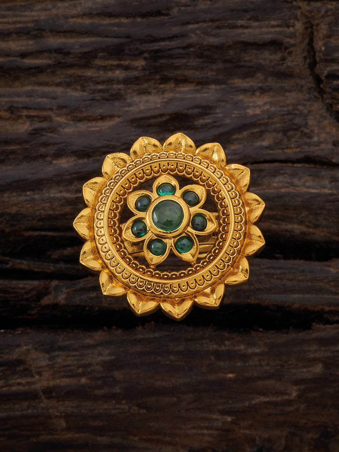 

Kushal's Fashion Jewellery Gold-Toned & Green Stone-Studded Finger Ring