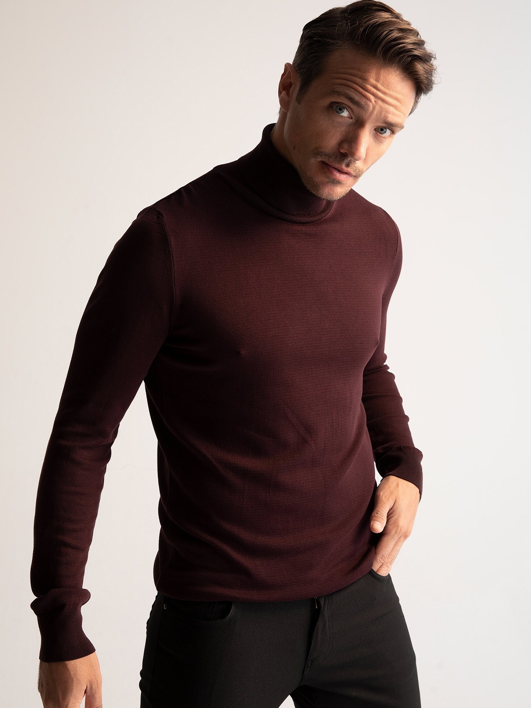 

DeFacto Men Maroon Pullover