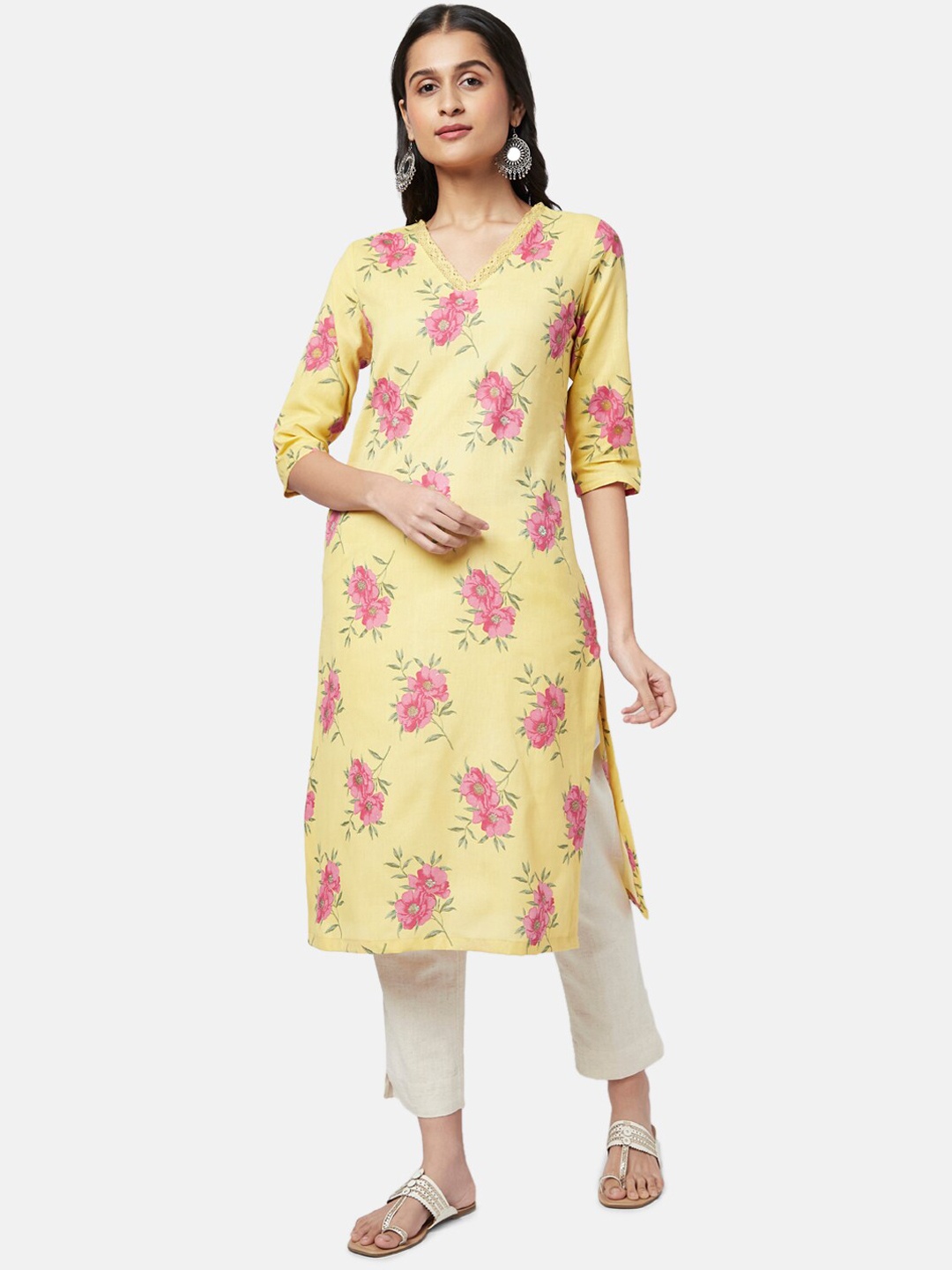 

RANGMANCH BY PANTALOONS Women Yellow Floral Printed Kurta