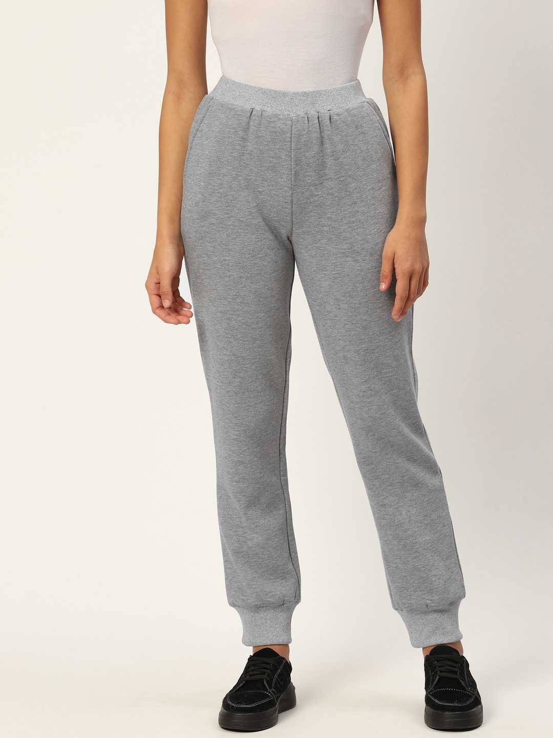 

Aayna Women Grey Solid Regular Fit Track Pants