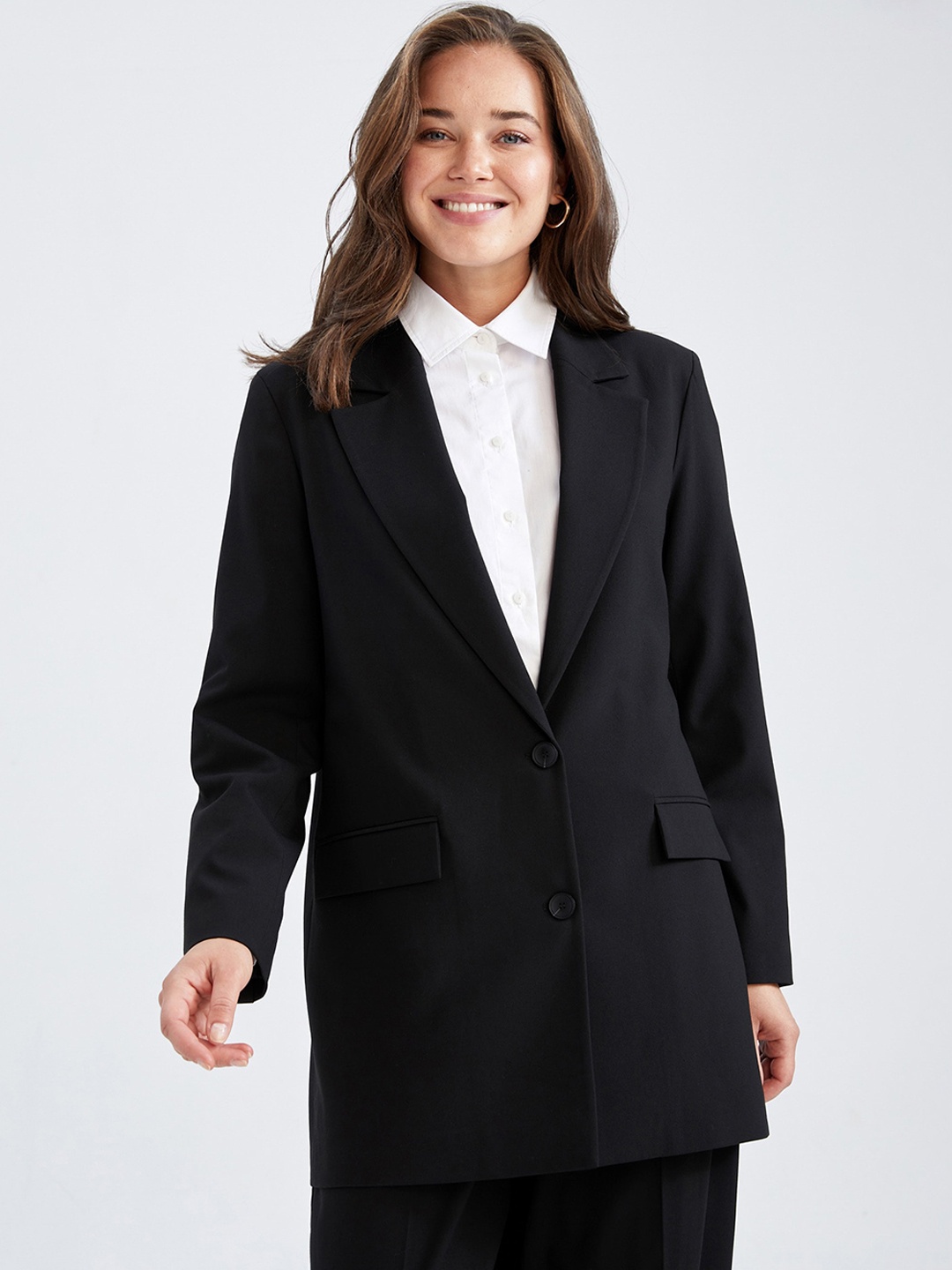 

DeFacto Women Black Solid Single-Breasted Formal Blazer