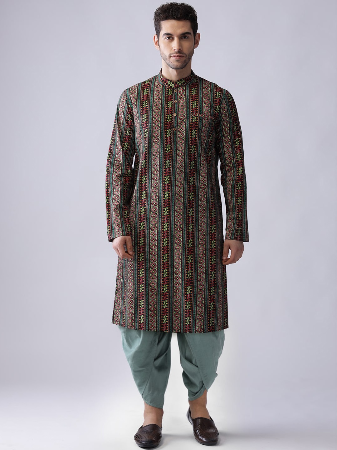 

KISAH Men Green Printed Straight Kurta with Dhoti Pants