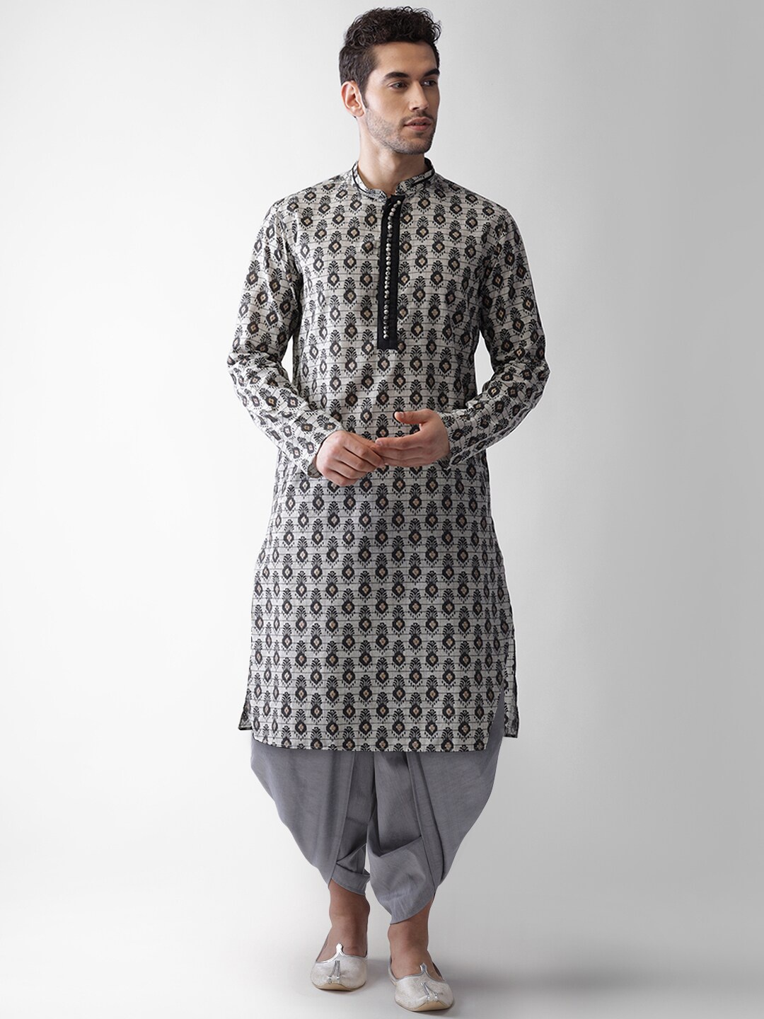 

KISAH Men Black Ethnic Motifs Printed Kurta with Dhoti Pants