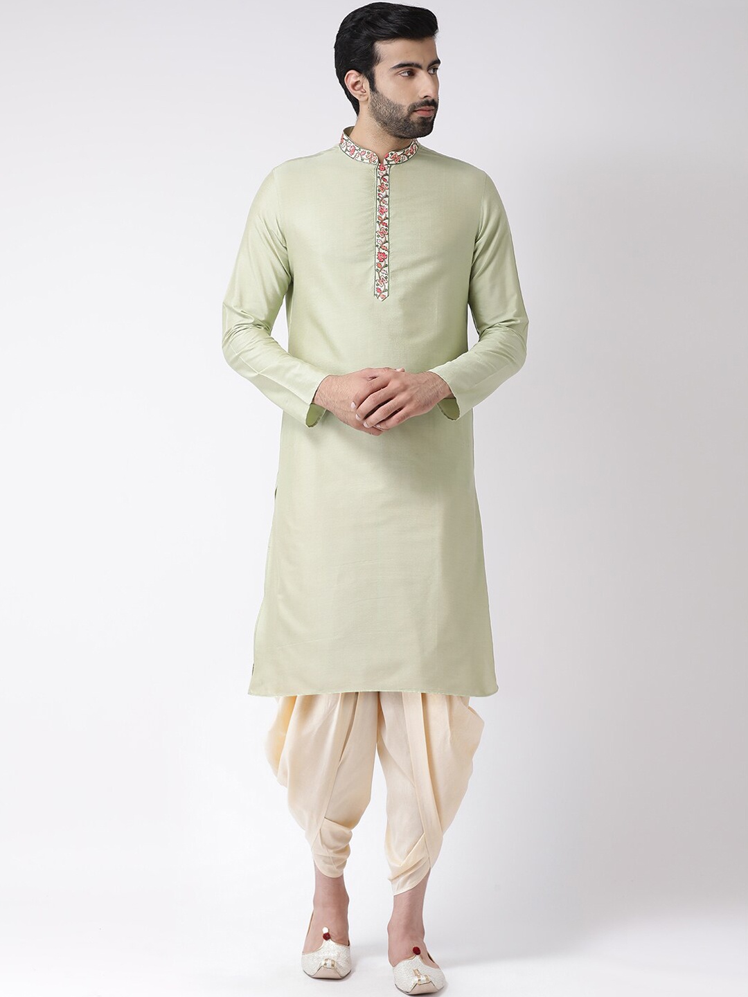 

KISAH Men Green Thread Work Kurta with Dhoti Pants