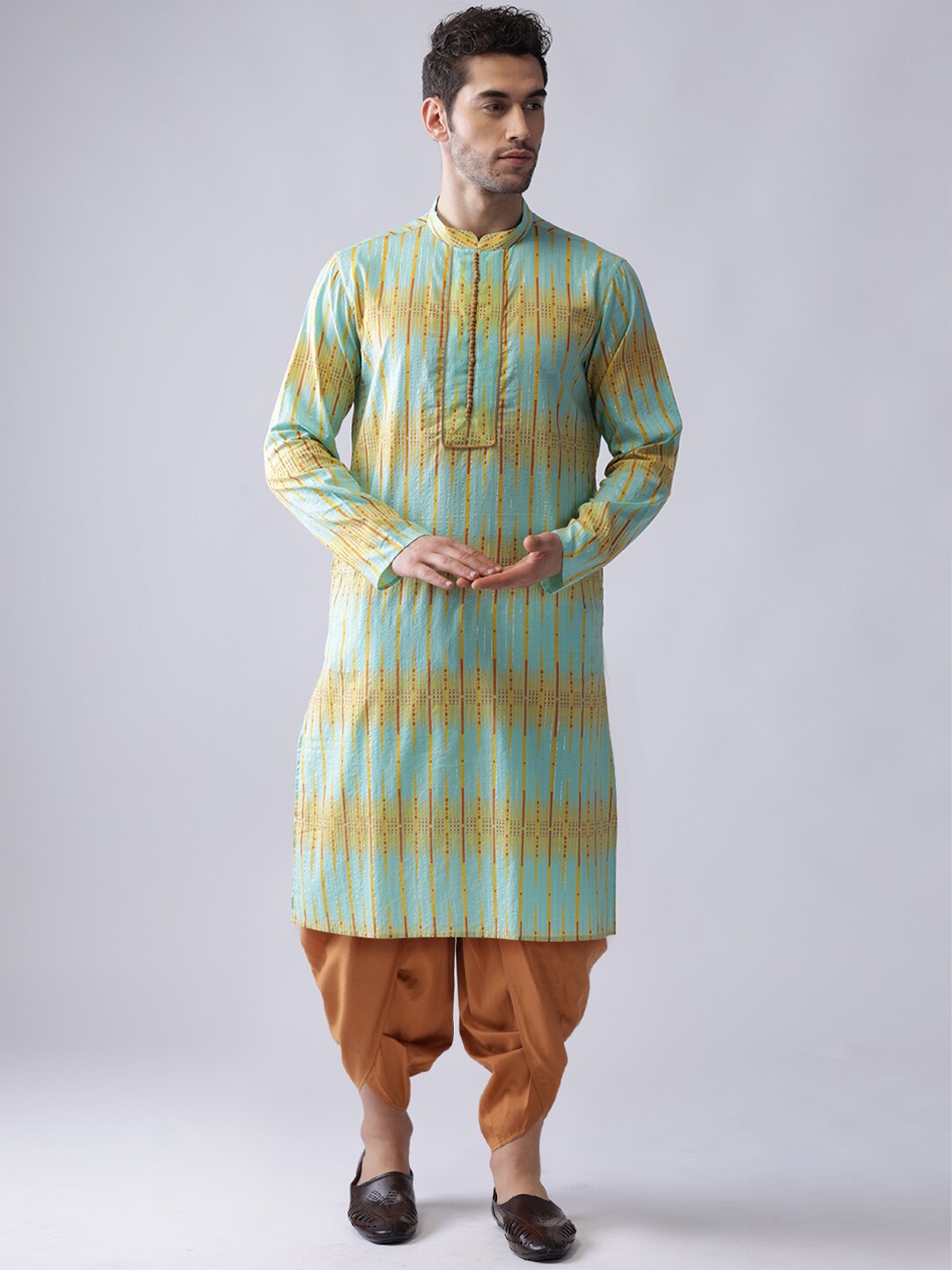 

KISAH Men Green Printed Kurta with Dhoti Pants