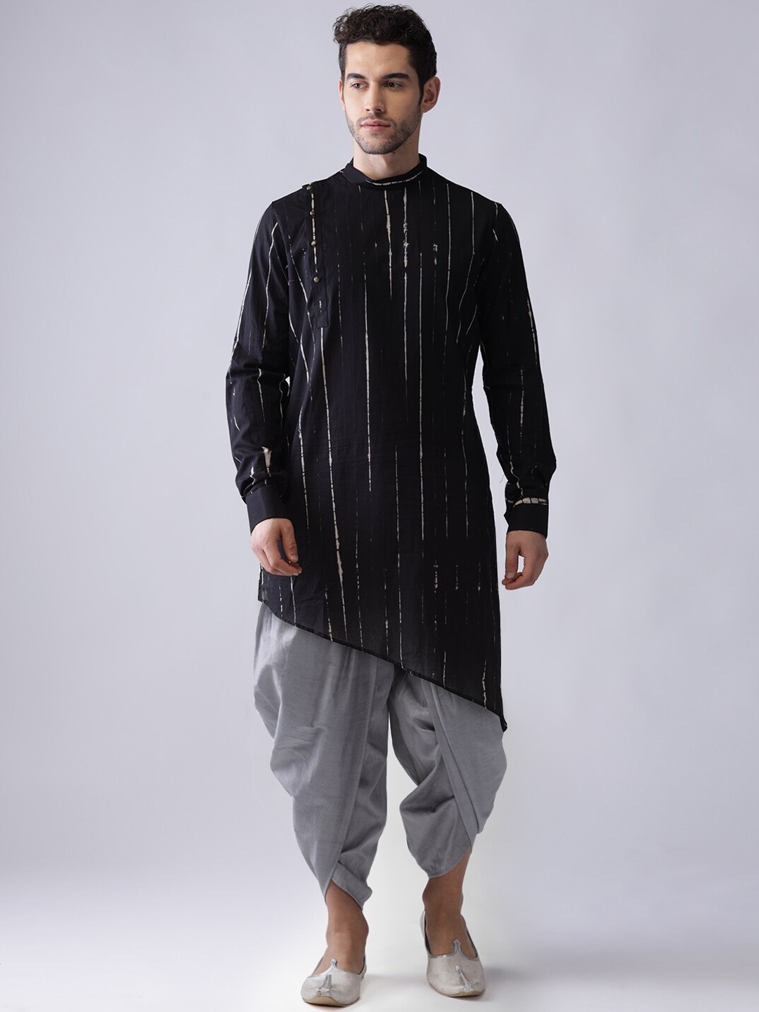 

KISAH Men Black Striped Angrakha Kurta with Dhoti Pants