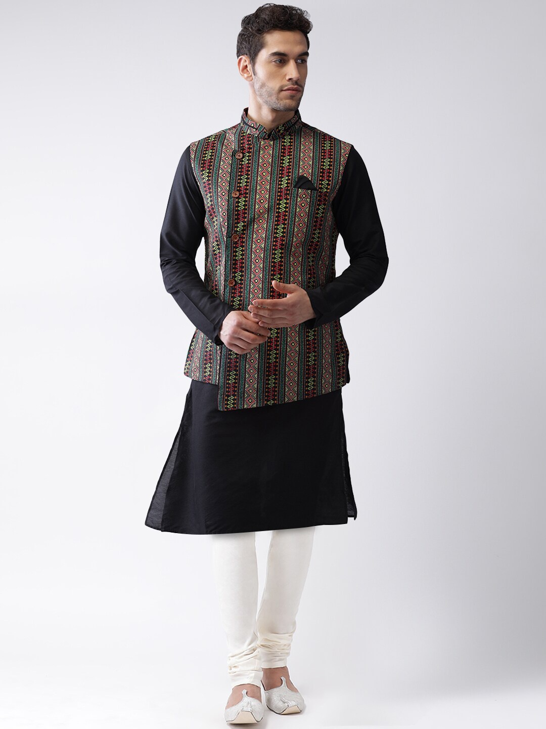 

KISAH Men Black Kurta with Churidar