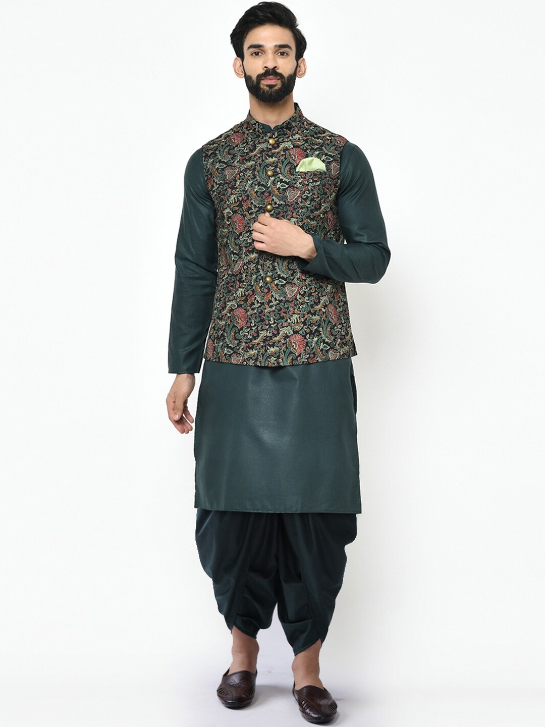 

KISAH Men Kantha Printed Regular Fit Kurta Jacket Dhoti Set, Green