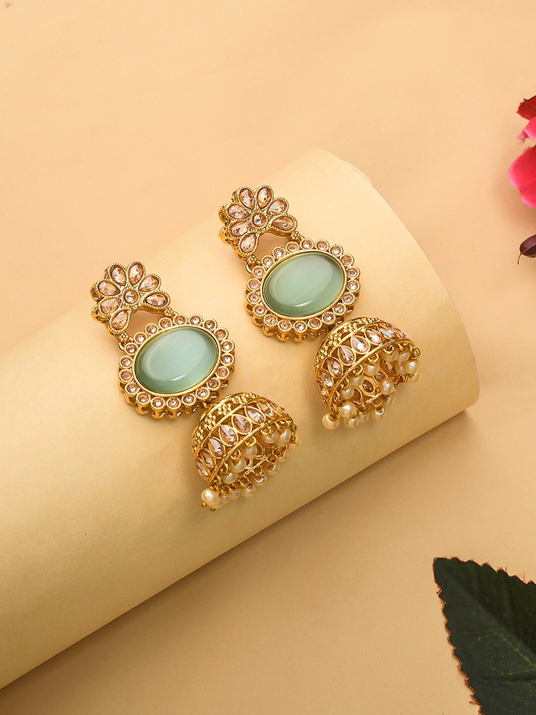 

Voylla Green & Gold Plated Teardrop Kundan and Faux Pearls Jhumka Earrings