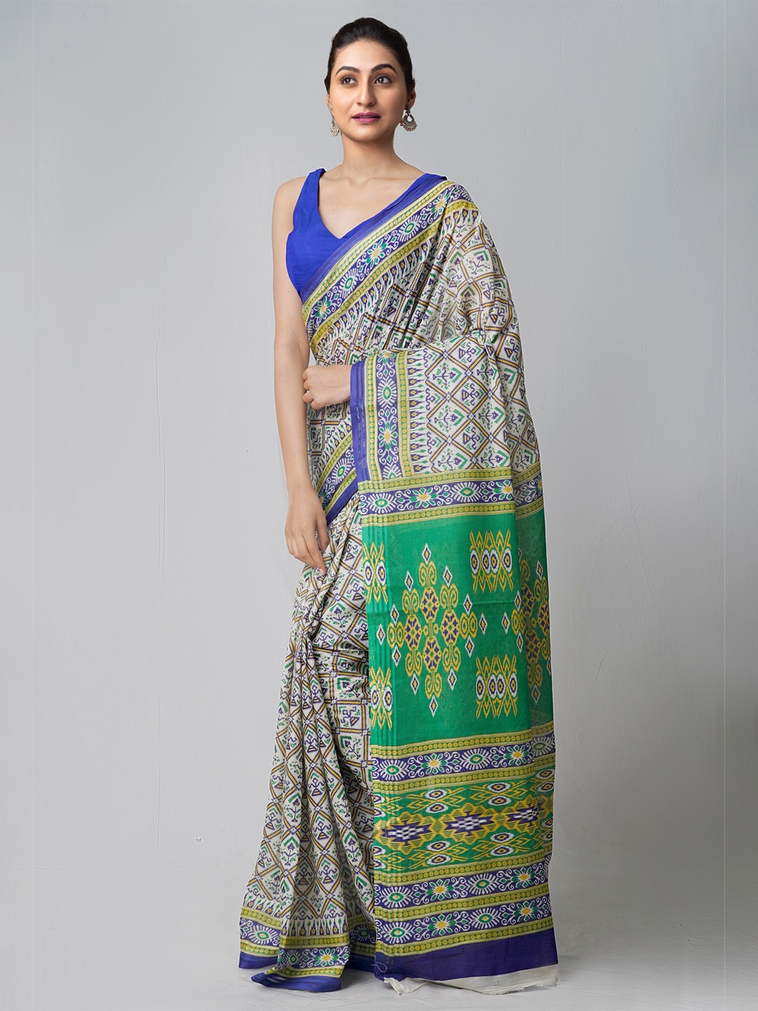 

Unnati Silks Green & Navy Blue Floral Pure Cotton Kovai Saree