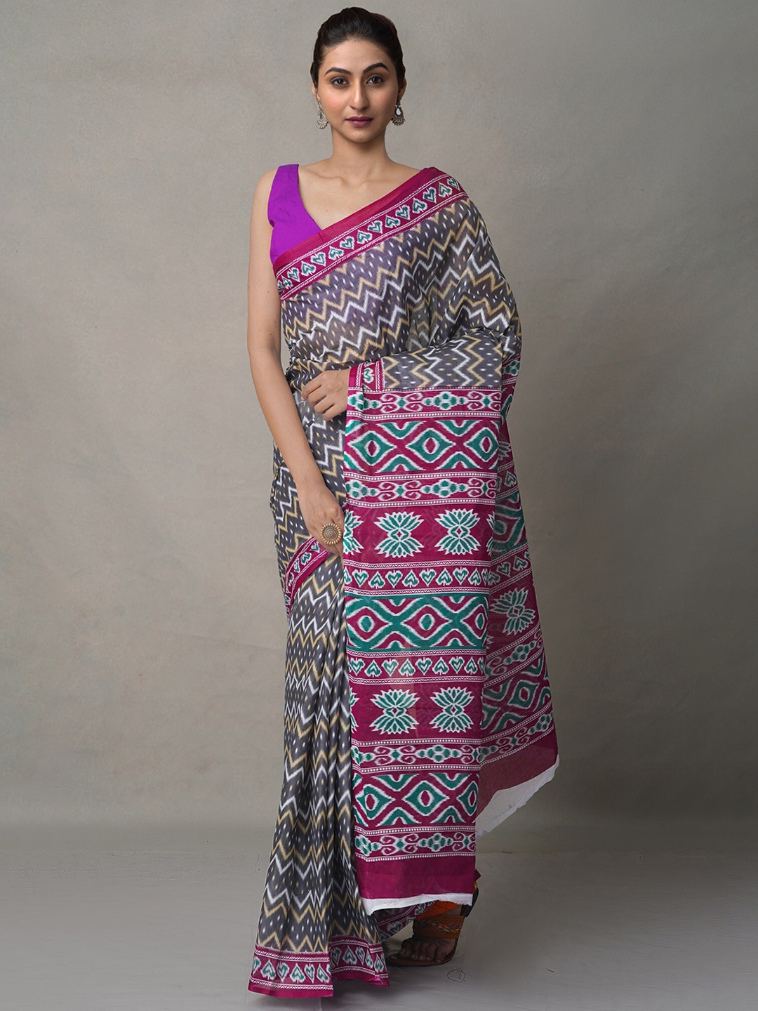 

Unnati Silks Women Grey & Blue Pure Cotton Kovai Saree