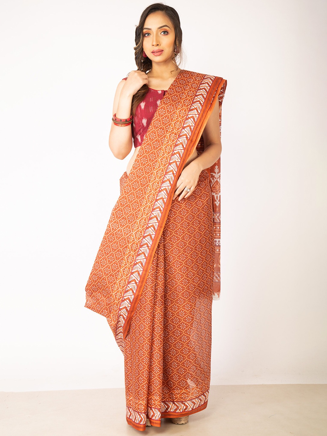 

Unnati Silks Brown & Off White Ethnic Motifs Pure Cotton Kovai Saree