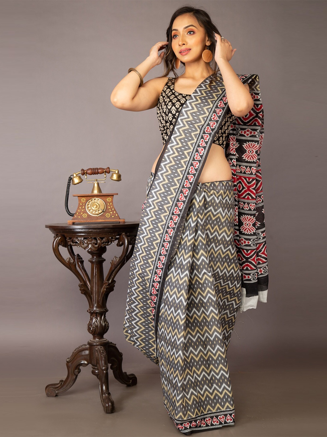 

Unnati Silks Grey & Beige Printed Pure Cotton Kovai Saree