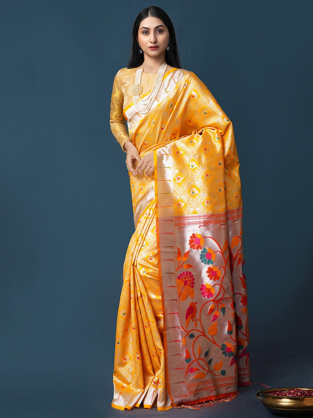 

Unnati Silks Yellow & Green Woven Design Zari Silk Blend Paithani Saree