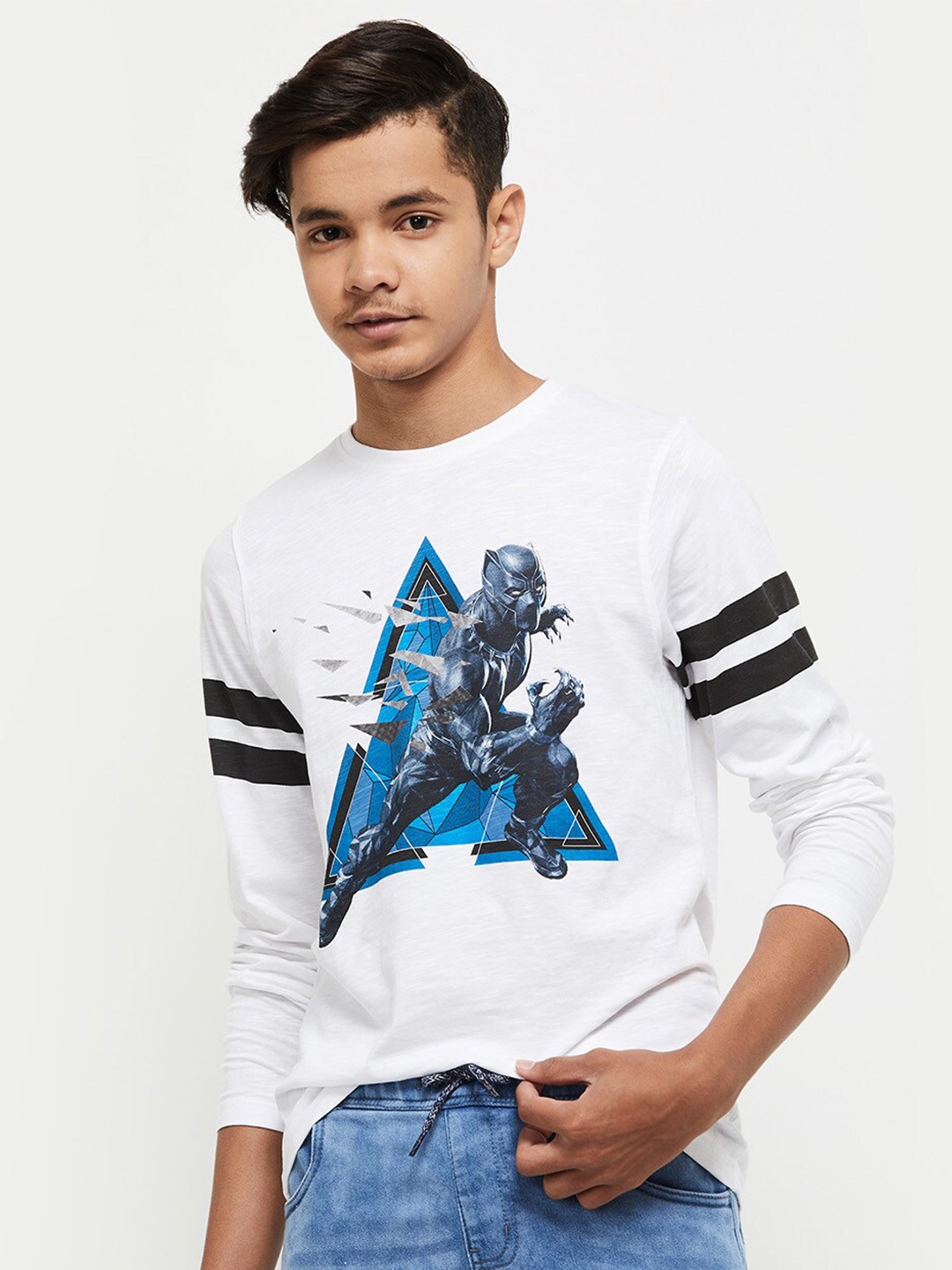 

max Boys White Printed Extended Sleeves Pure Cotton T-shirt