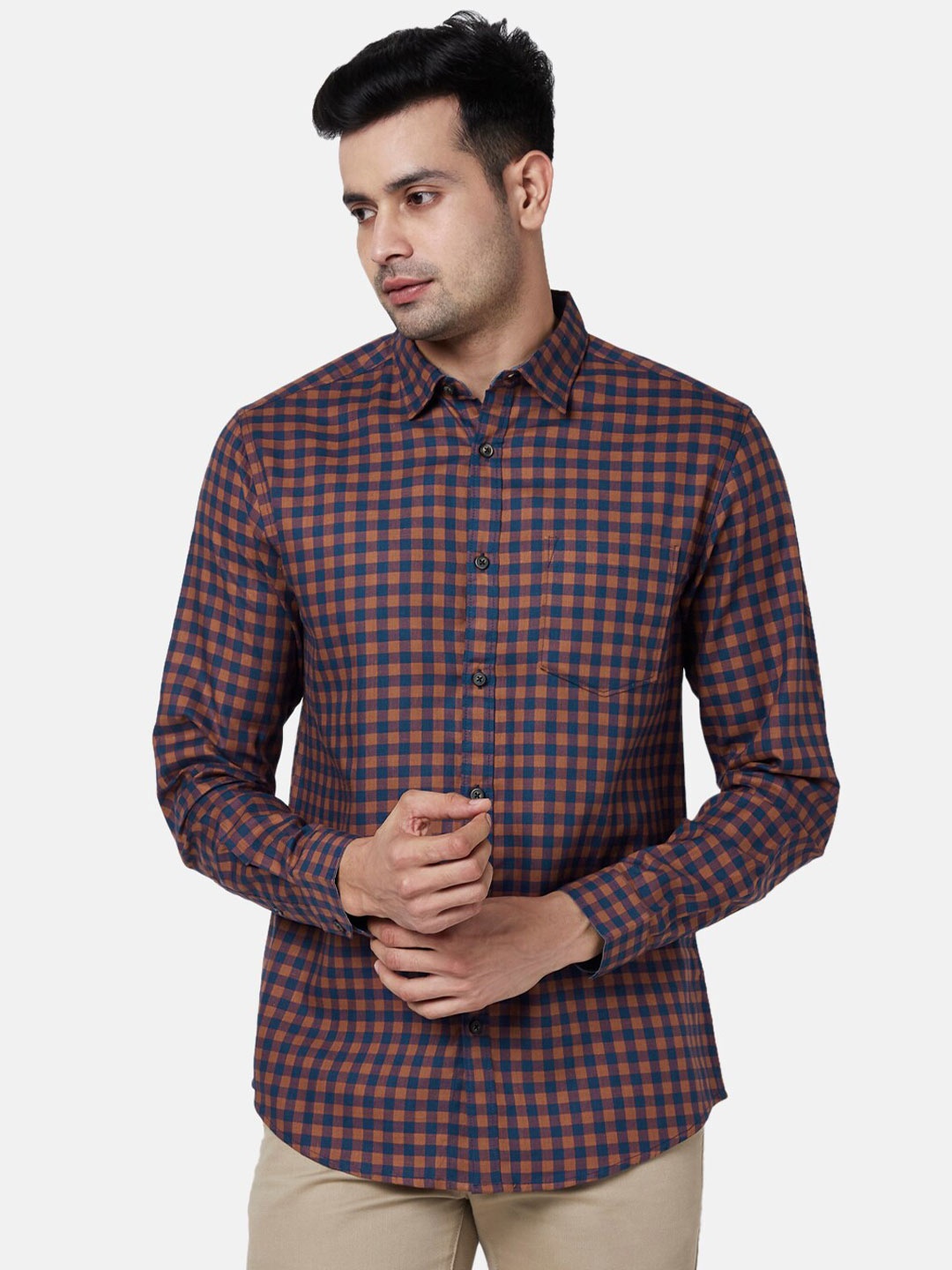 

BYFORD by Pantaloons Men Brown Slim Fit Checked Cotton Casual Shirt