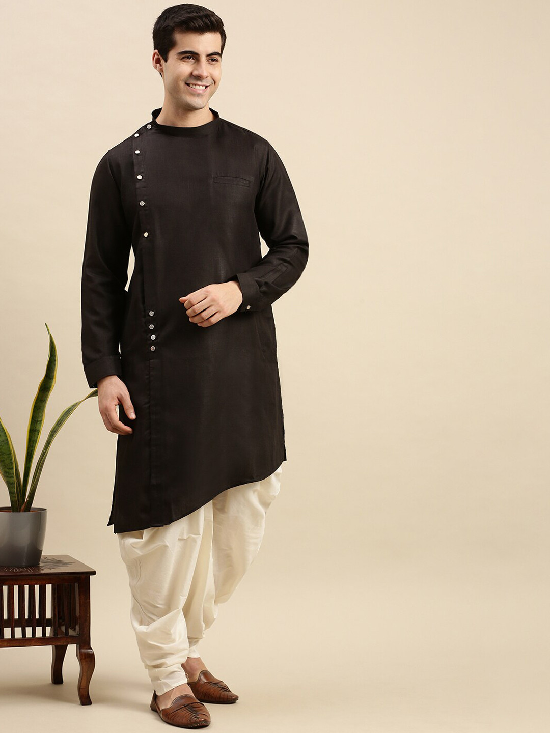 

Sanwara Men Black Pastels Kurta